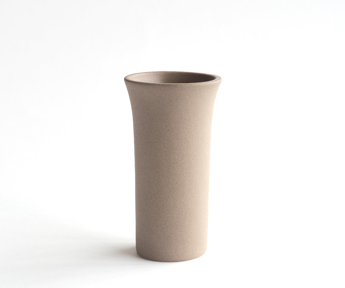 TULIPA - handmade vase in sand-colored engobe